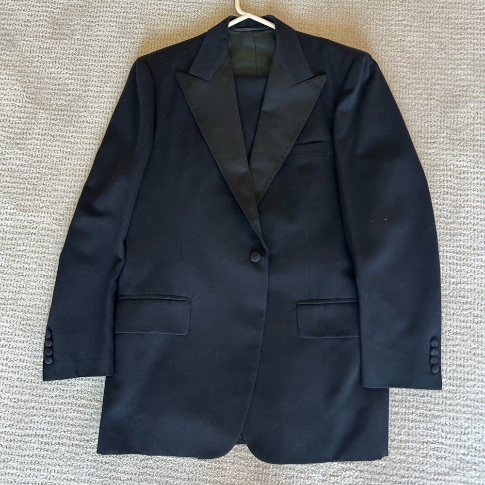 Elegant Vintage Black Men's Tuxedo Jacket